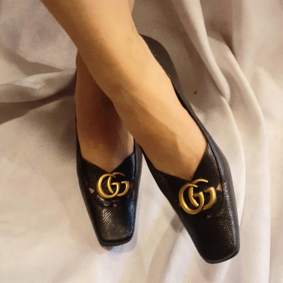 Gucci Shoes - 🦋Authentic Gucci low heels
